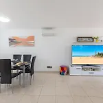 Будинок відпочинку Careva 21 By Villagrancanaria